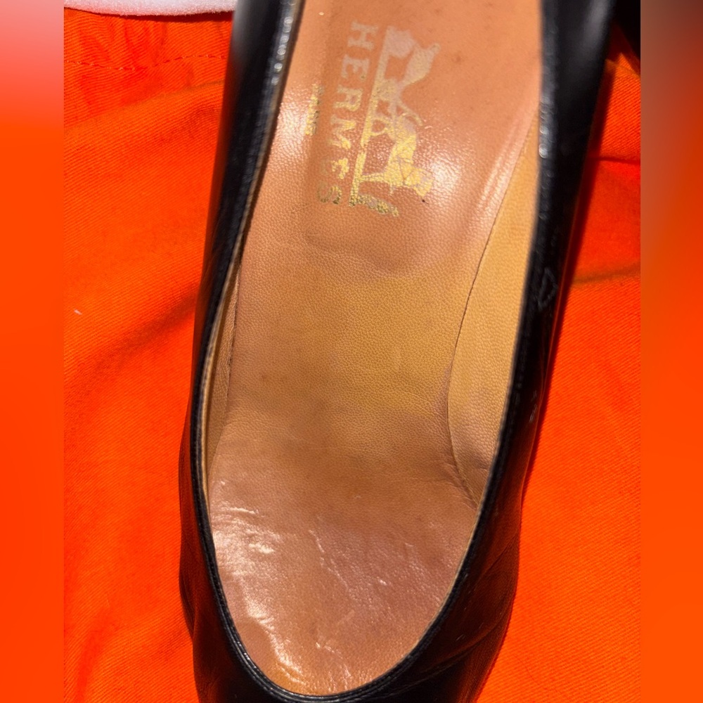 Hermes Black Heels Size 7 - Picture 4 of 9